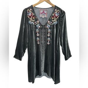 Johnny Was Velvet Silk Blend Embroidered Tunic Top Boho Luxe Artisan Festival S